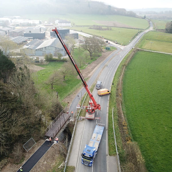 New active travel bridge lowered into position to complete construction of the shared use path between Bow Street and IBERS